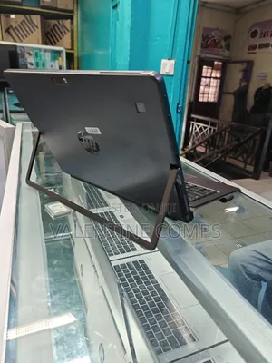 Laptop HP Pro X2 612 G2 8GB Intel Core i5 SSD 512GB