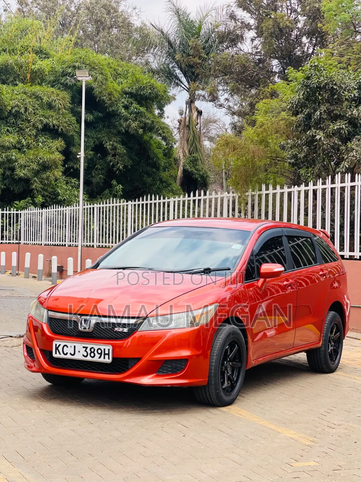 Honda Stream 2010 Orange