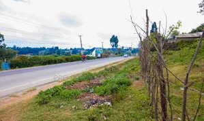 Prime Commercial Plot Fronting Tarmac for Lease in Kikuyu, Gikambura