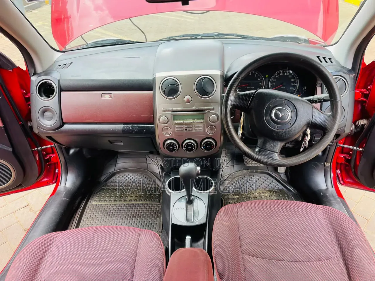 Mazda Verisa 2010 Red