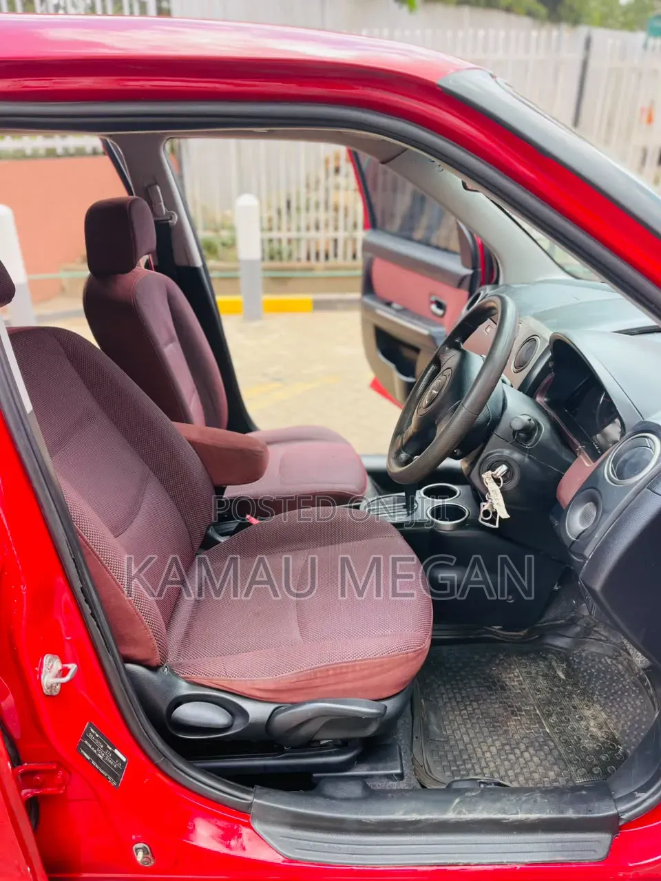 Mazda Verisa 2010 Red