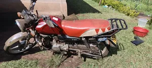 Hero Hunter 100 2022 Red