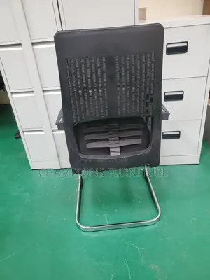 Vanguard Sled Cantilever Chair