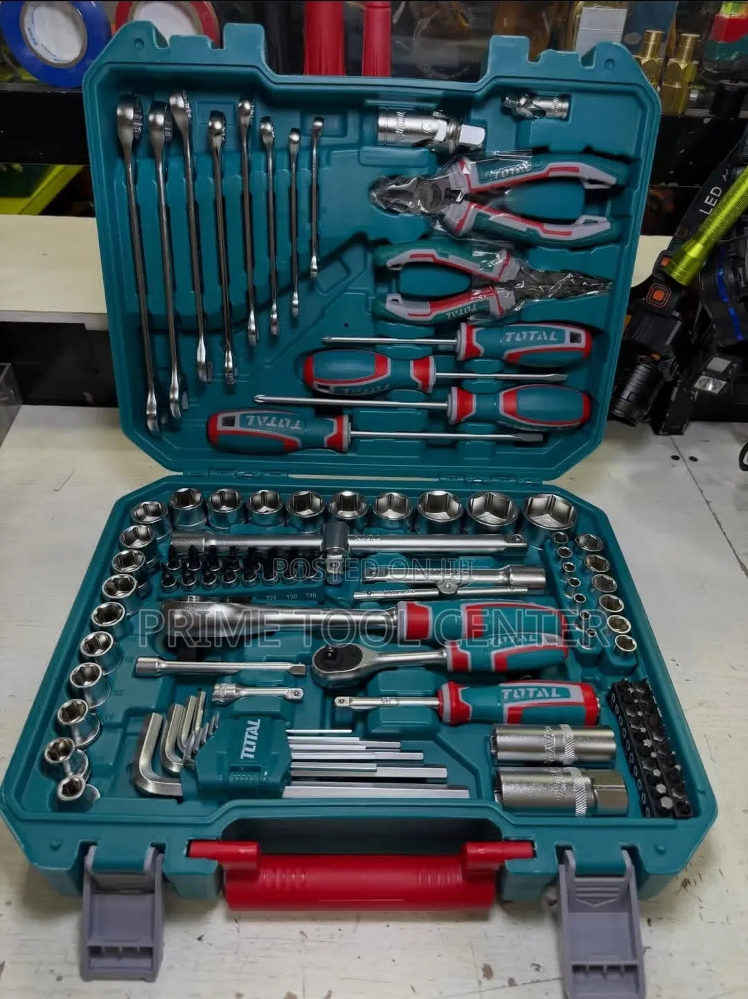 TOTAL Tools THKTHP21006 100-Piece Mechanics Tool Set