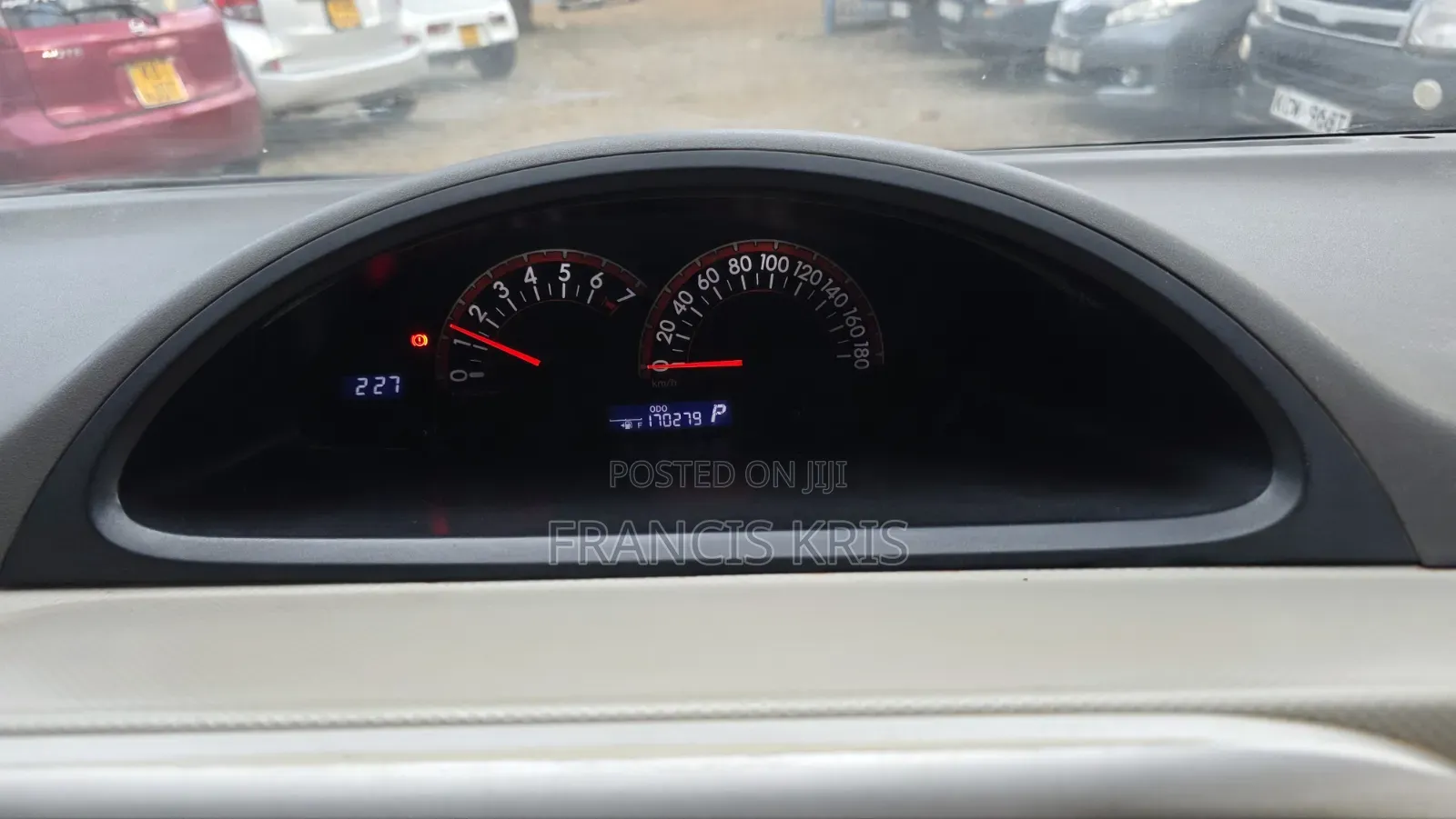 Toyota Porte 2010 Gold
