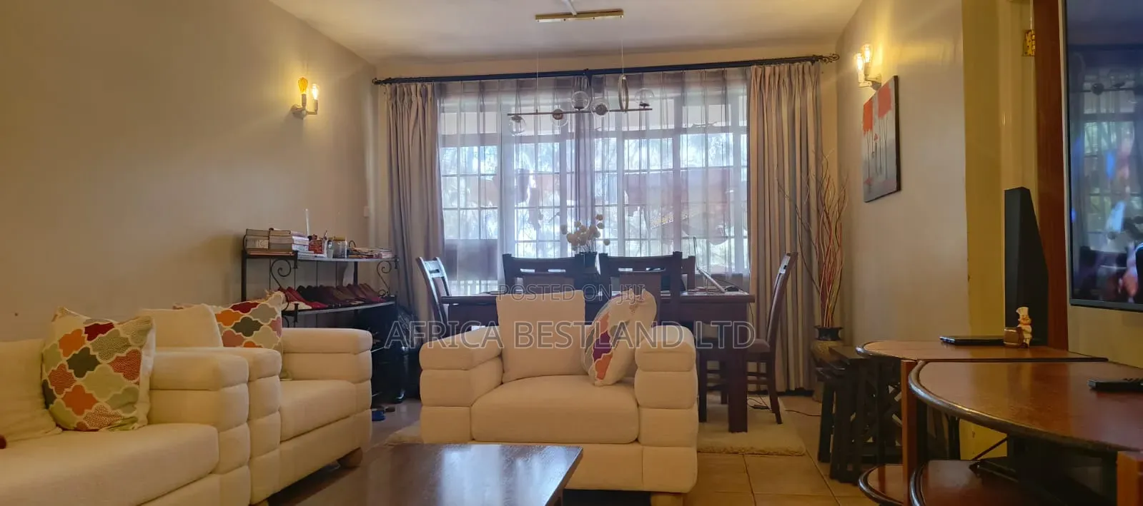 3bdrm Apartment in Uthiru for sale
