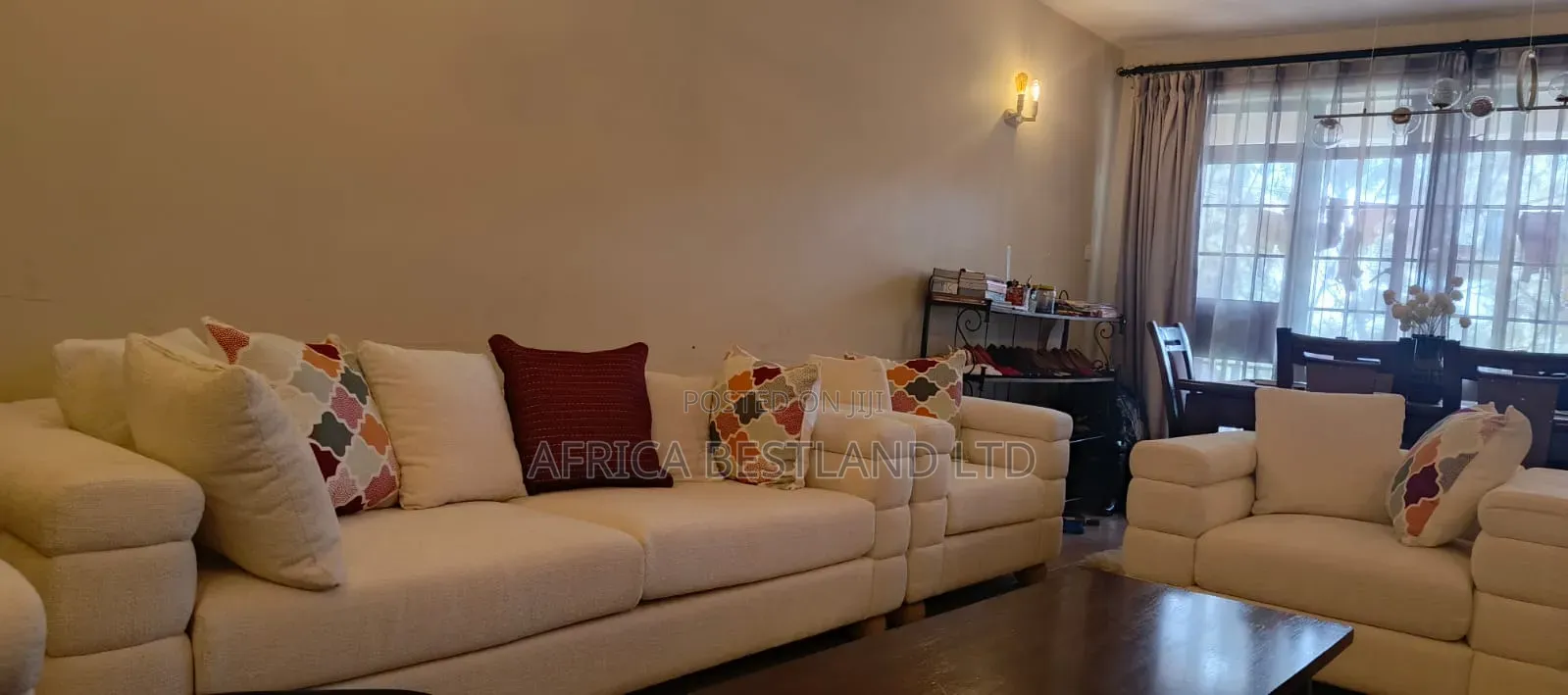 3bdrm Apartment in Uthiru for sale