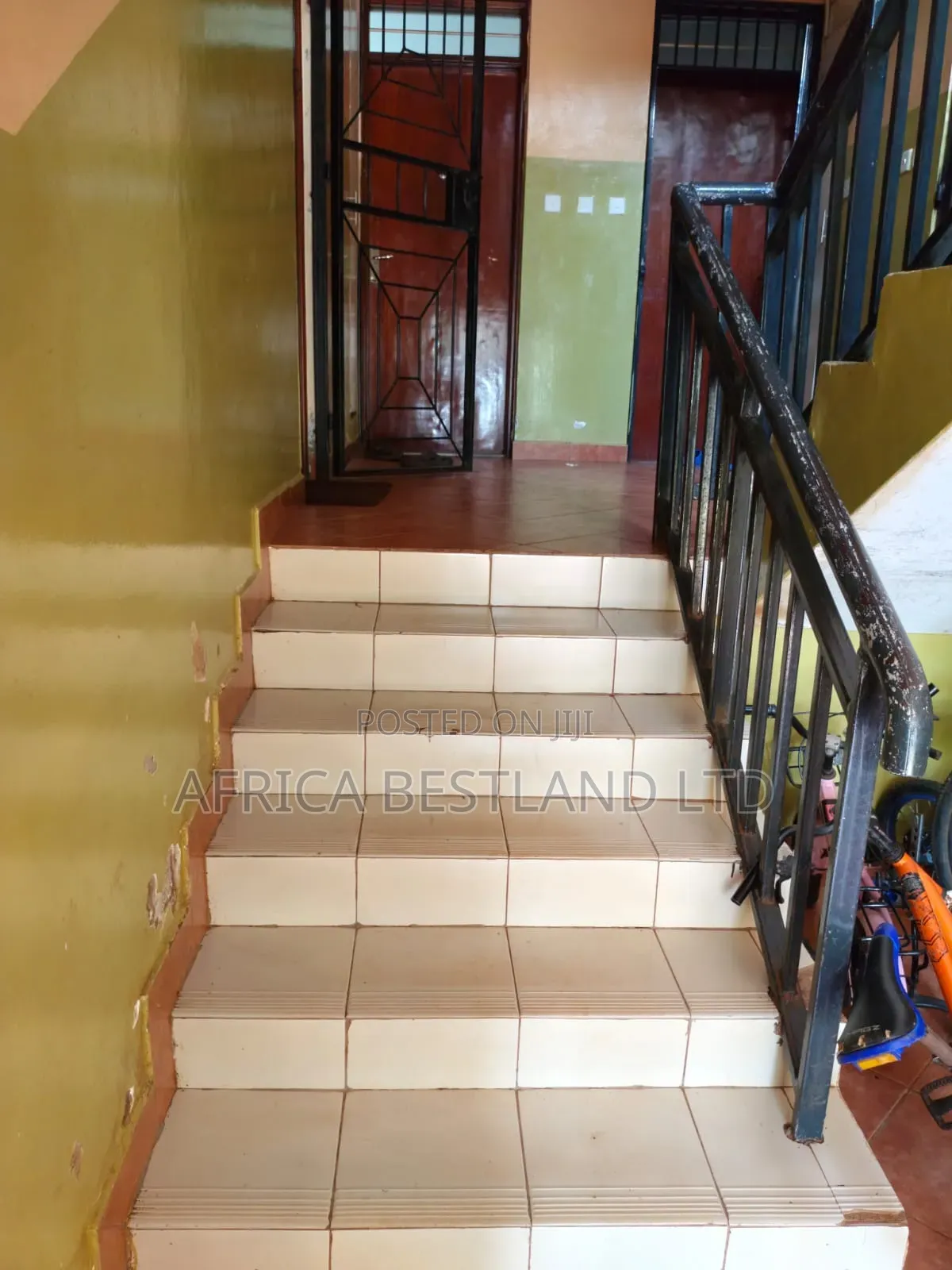 3bdrm Apartment in Uthiru for sale