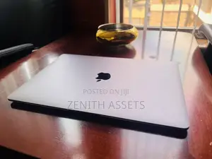 Laptop Apple MacBook Air 2020 M1 8GB Apple M1 SSD 512GB