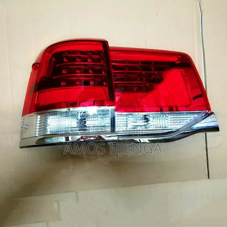 Land Cruiser 200 Series Tailight