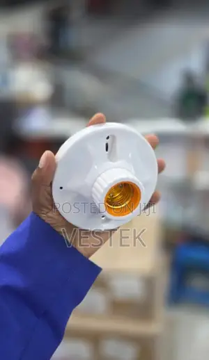 Spy Camera in Light Bulb Holder Base 1080P HD Wireless Surveillance