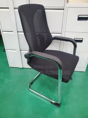 Black and White Cantilever Boardroom/Visitors Chair