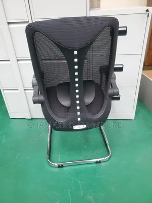 Black and White Cantilever Boardroom/Visitors Chair