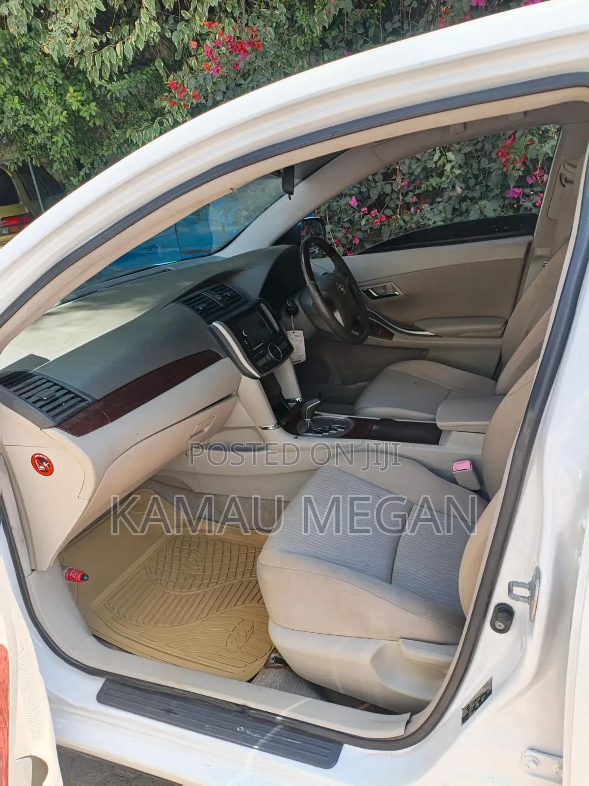 Toyota Premio 2014 White