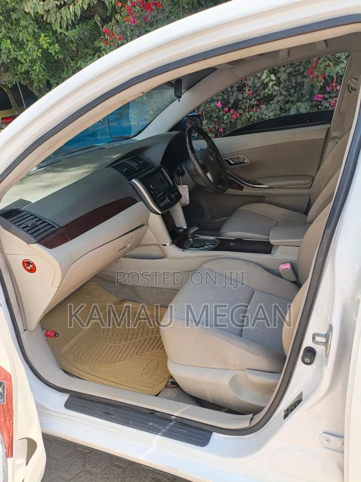 Toyota Premio 2014 White