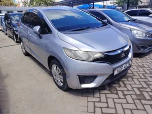 Honda Fit 2016 Silver