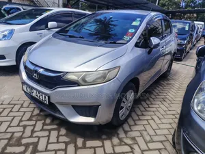 Honda Fit 2016 Silver