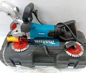 Heavy-Duty Makita Wall Chaser