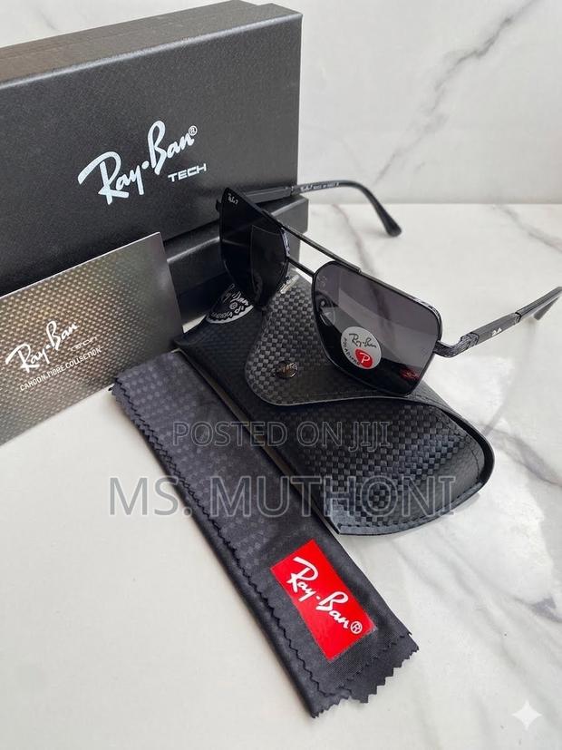 Sleek Black Ray-Ban Tech Carbon Fibre Polarized Sunglasses