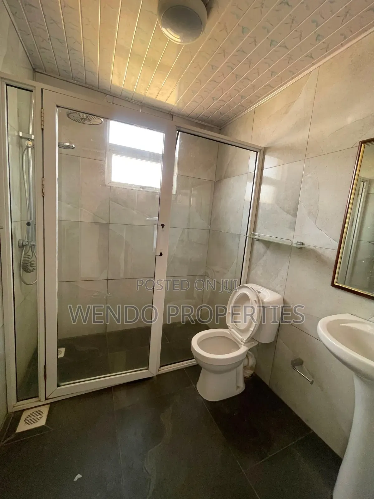 5bdrm Duplex in Muthangari for rent