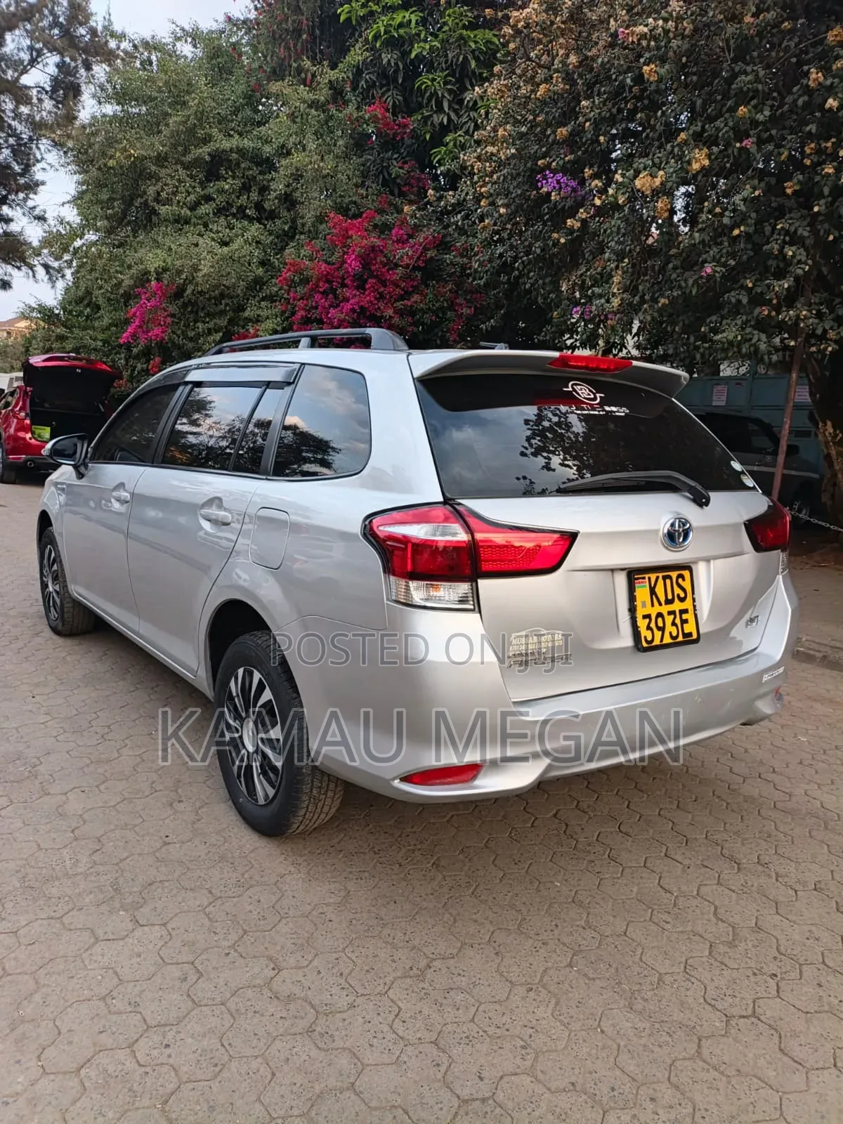 Toyota Corolla Fielder 2017 Silver