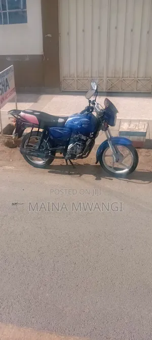 Bajaj Boxer 2020 Blue