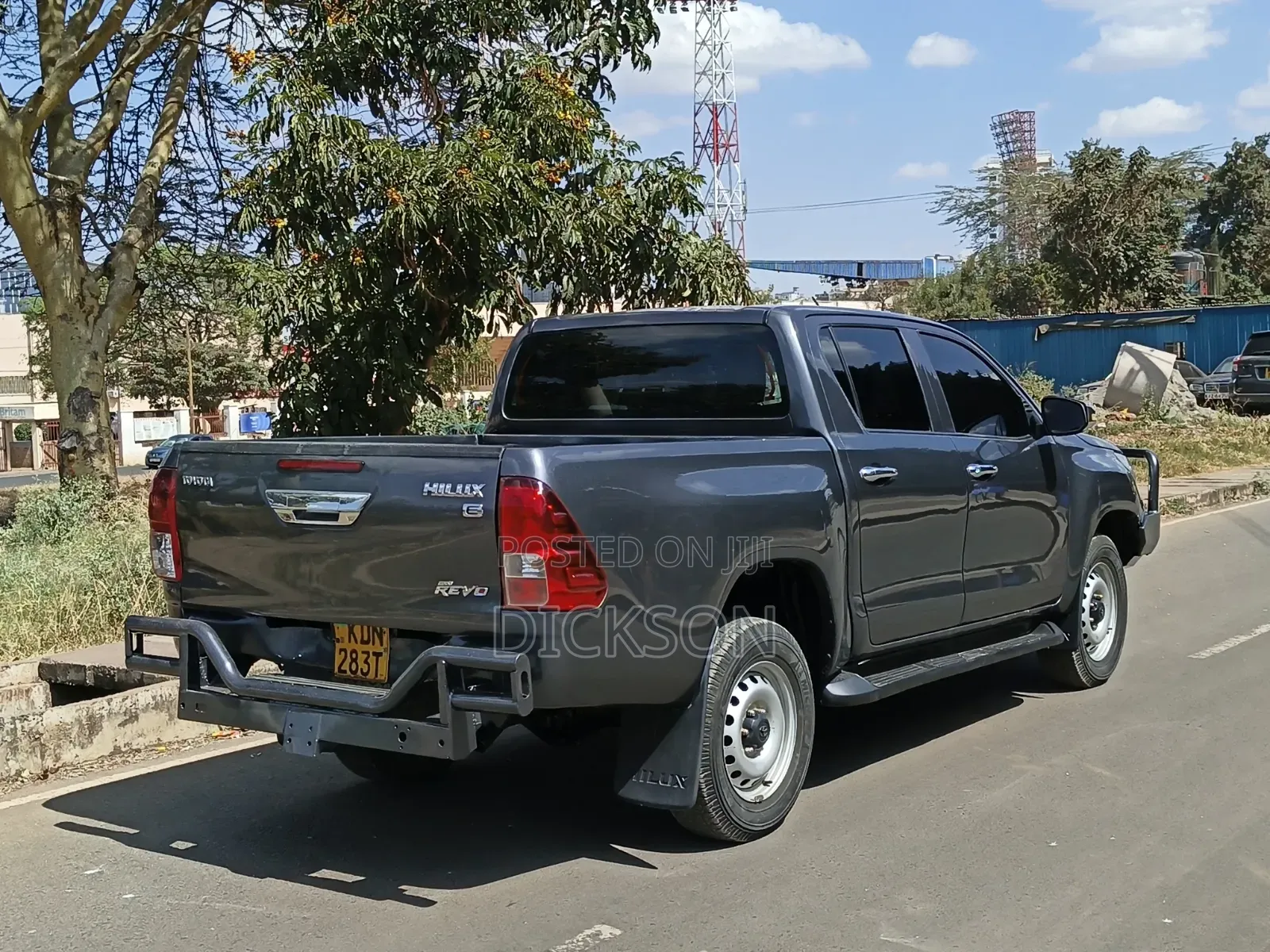 Toyota Hilux 2016 Gray