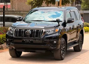 Toyota Land Cruiser Prado 2021 Black