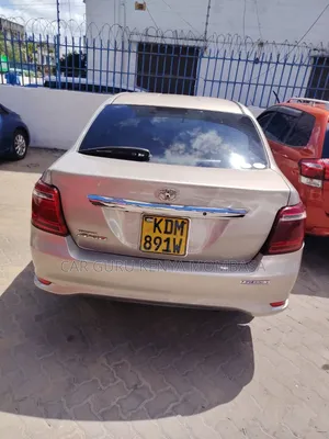 Toyota Axio 2016 Silver