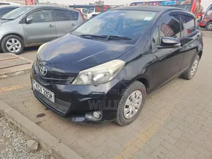 Toyota Vitz 2012 Black