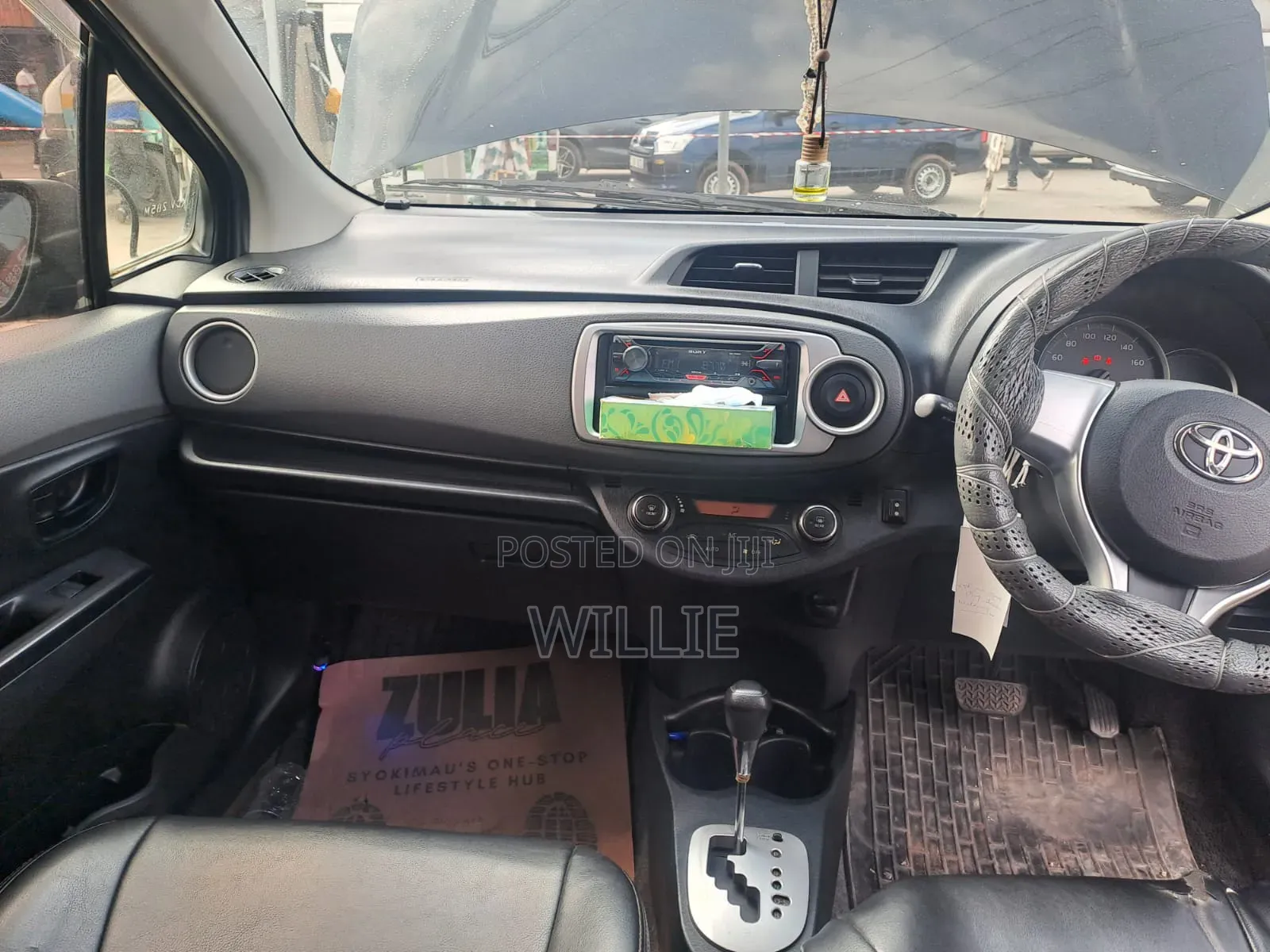 Toyota Vitz 2012 Black