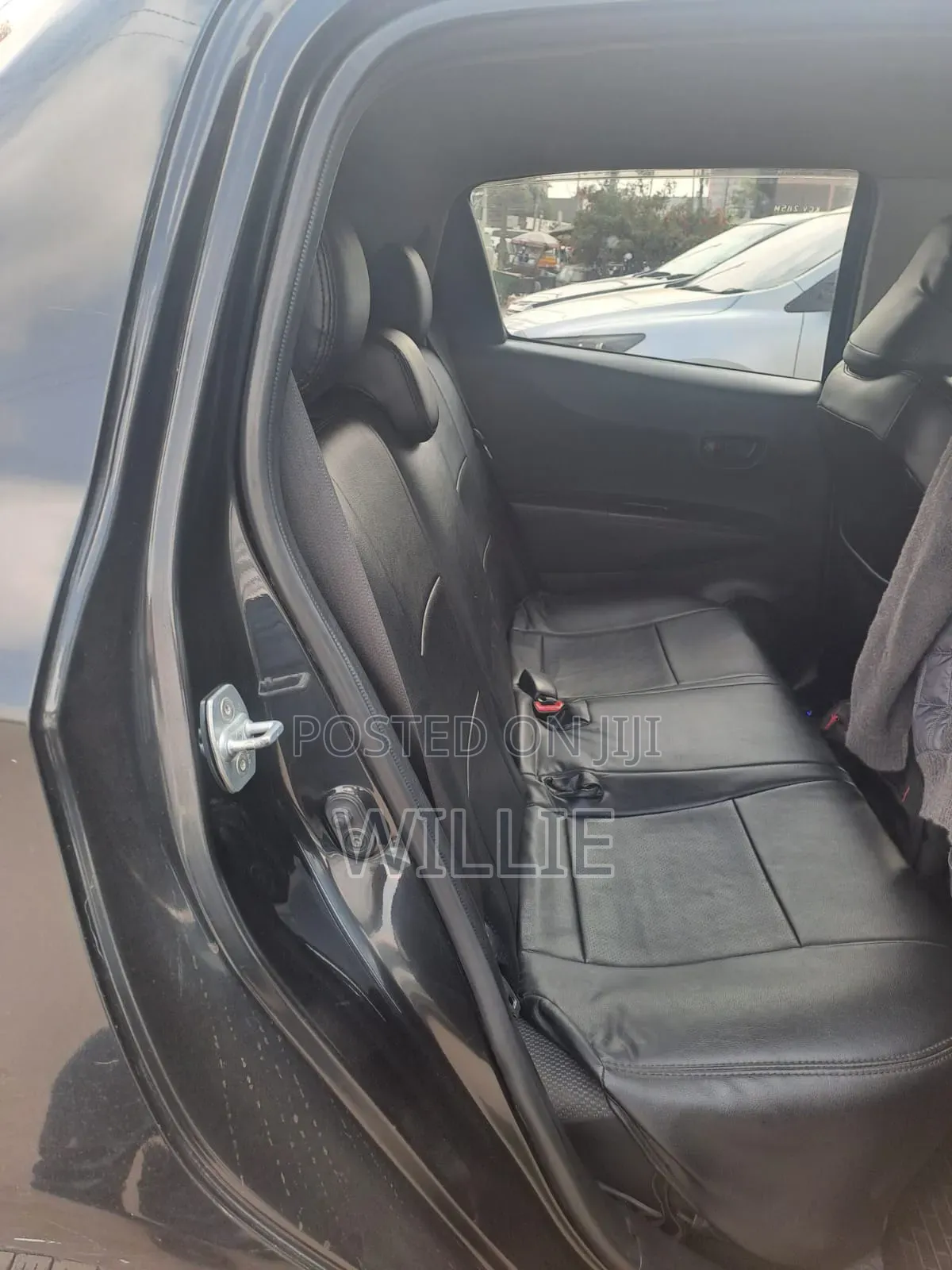 Toyota Vitz 2012 Black