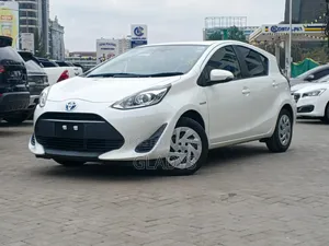 Toyota Aqua 2019 White