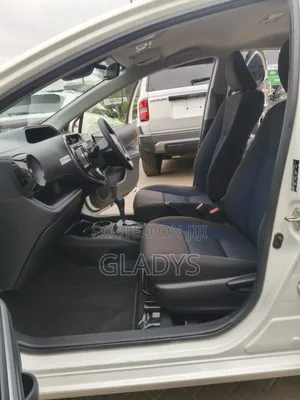 Toyota Aqua 2019 White