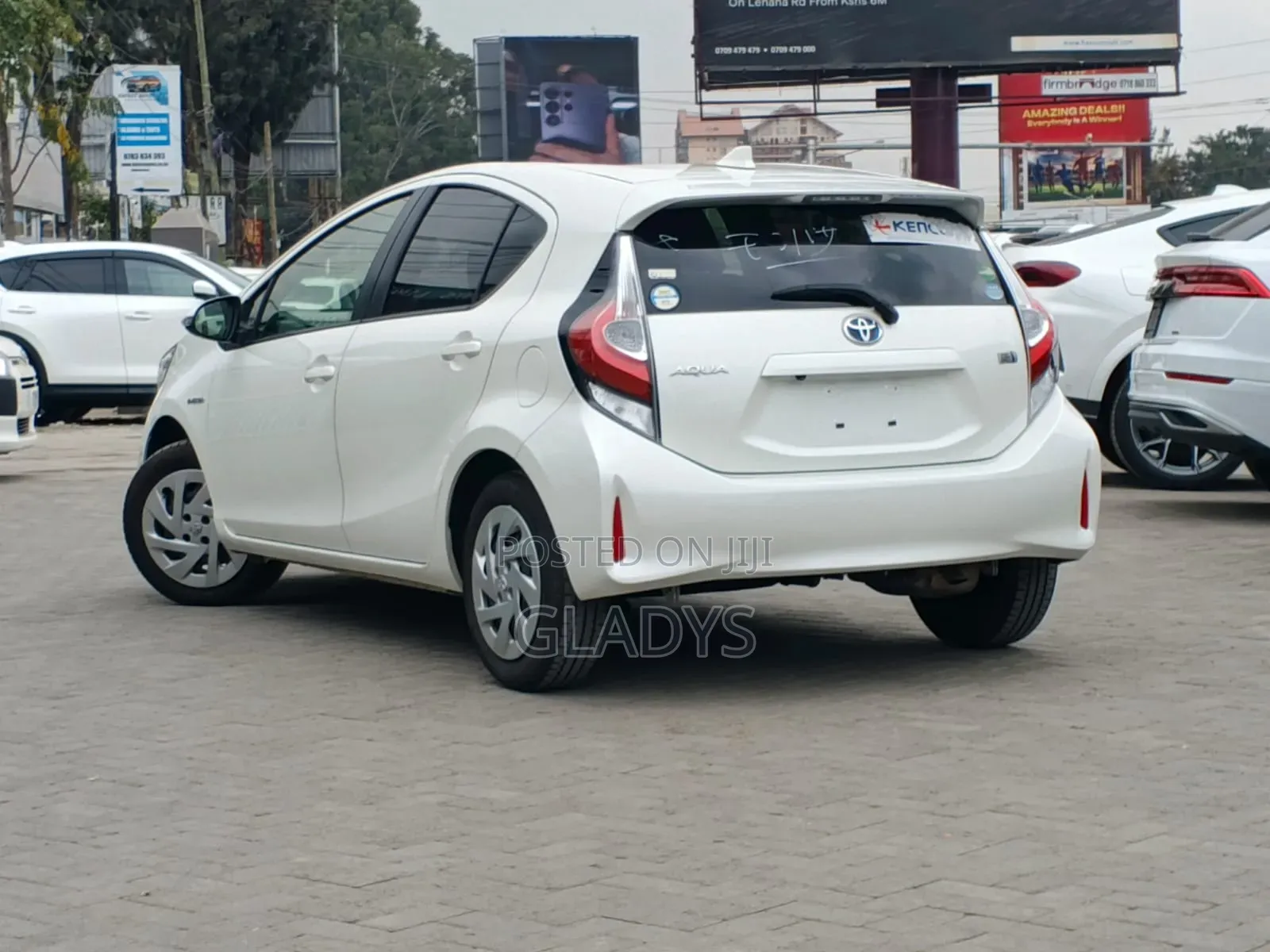 Toyota Aqua 2019 White