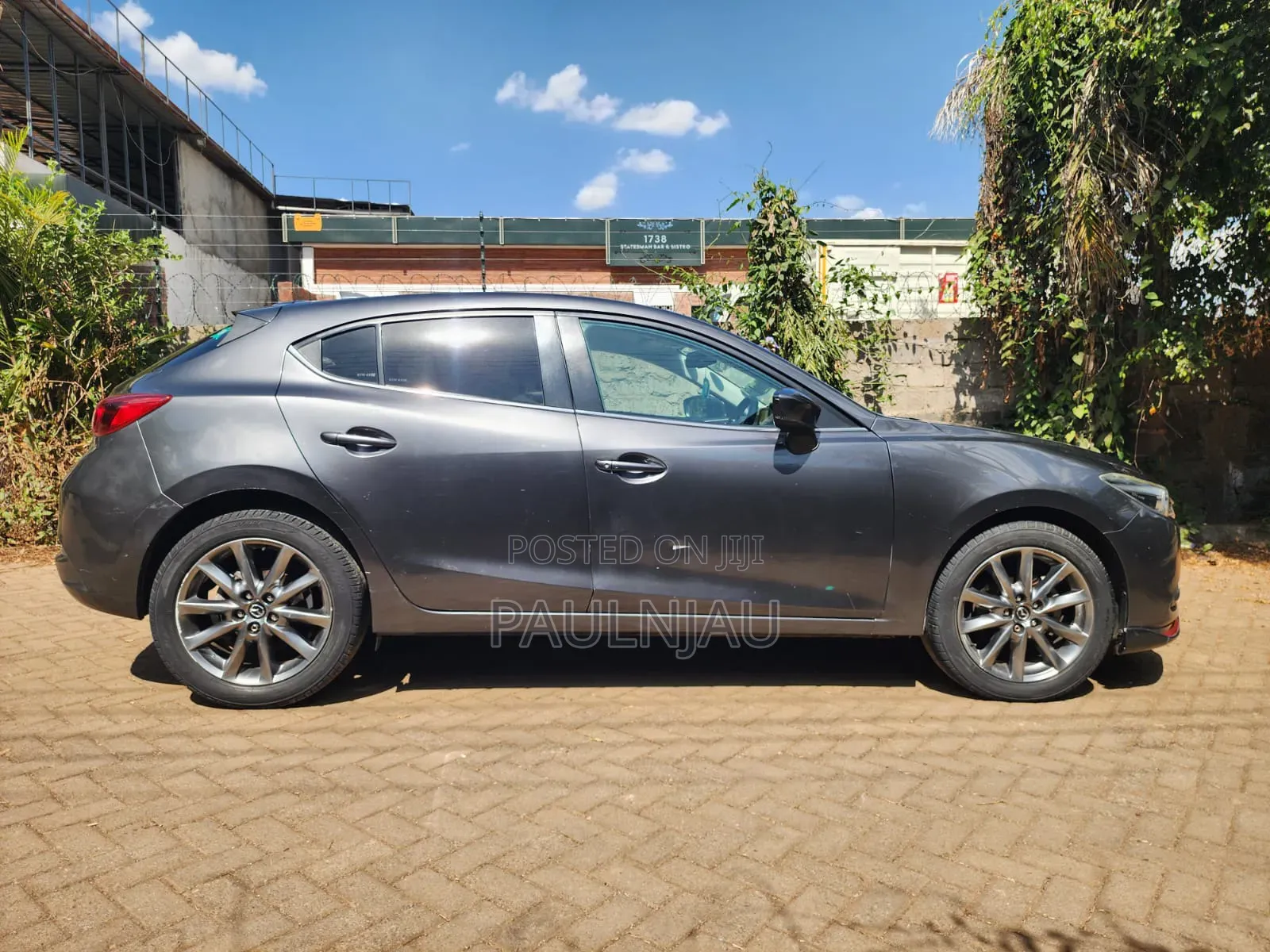 Mazda Axela 2016