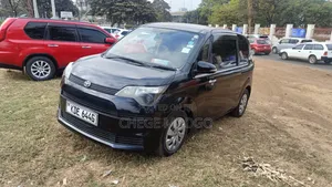 Toyota Spade 2014 Black