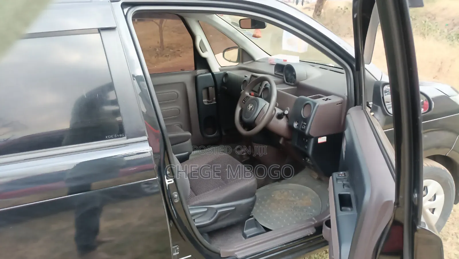 Toyota Spade 2014 Black