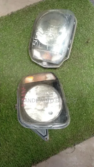 Suzuki Sierra Headlights