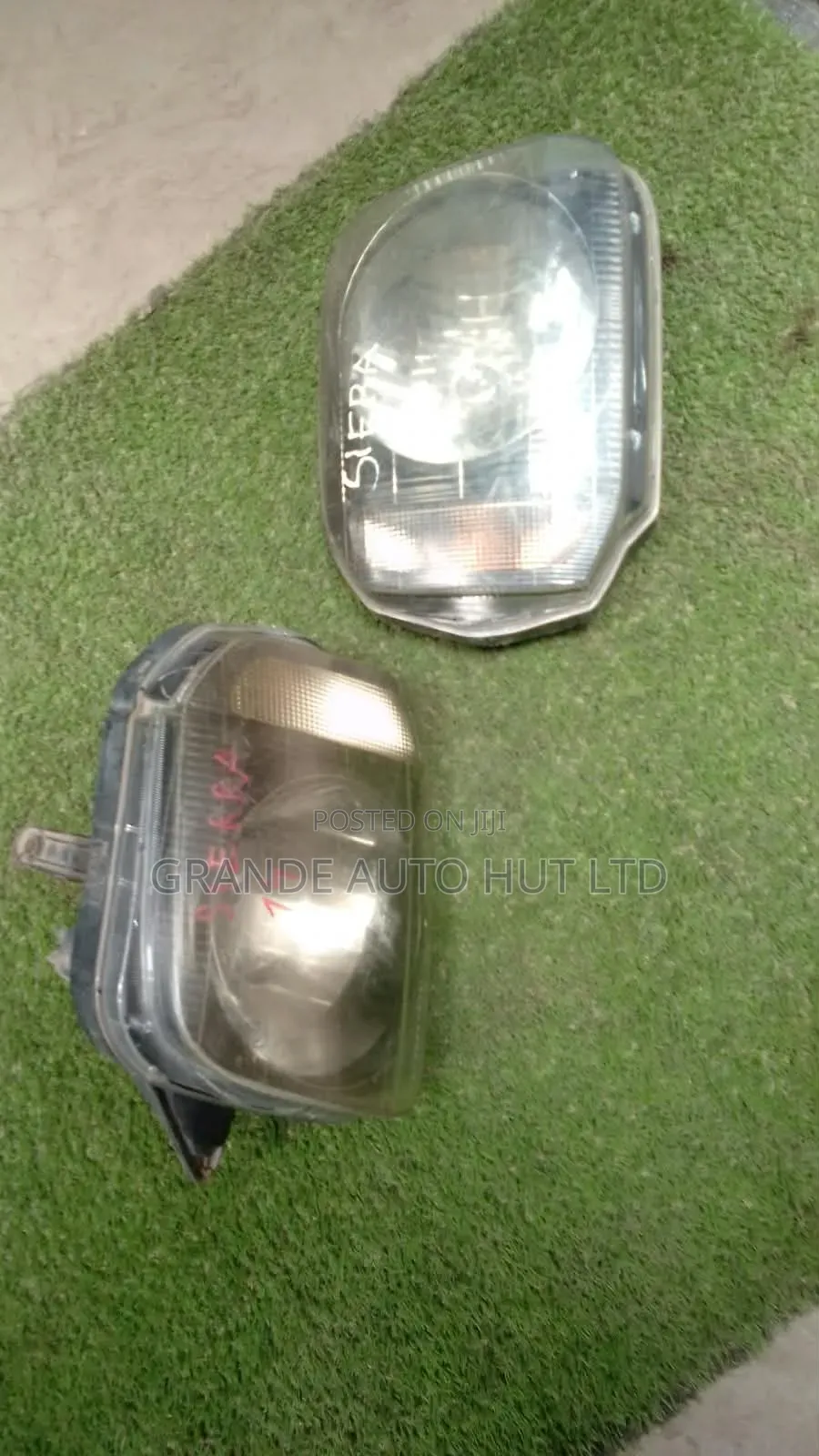 Suzuki Sierra Headlights