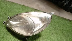 Toyota Fun Cargo Headlights