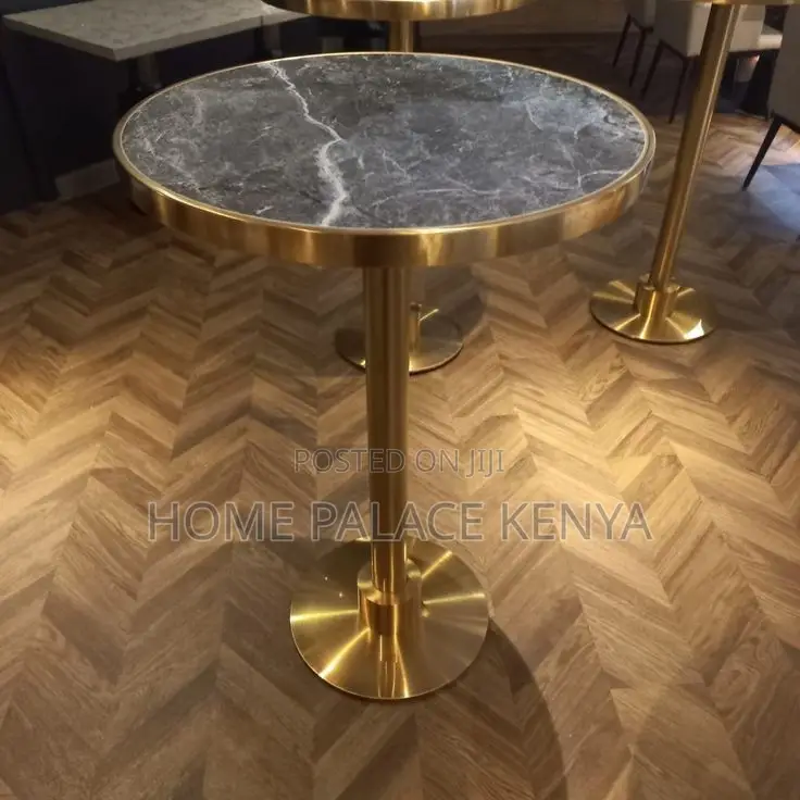 Dining Table; Luxury Dining Table for Home, Restaurant and Hotel