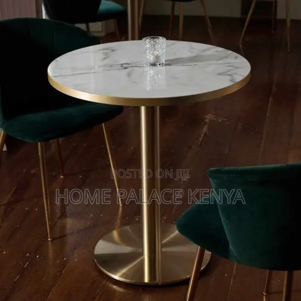 Dining Table; Luxury Dining Table for Home, Restaurant and Hotel