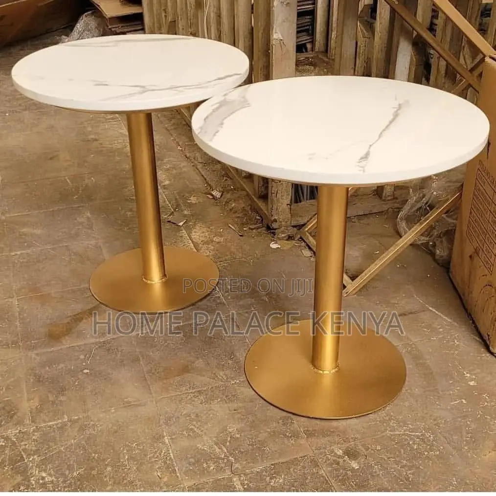 Dining Table; Luxury Dining Table for Home, Restaurant and Hotel