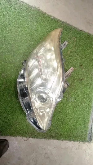 Toyota Alphard Headlights