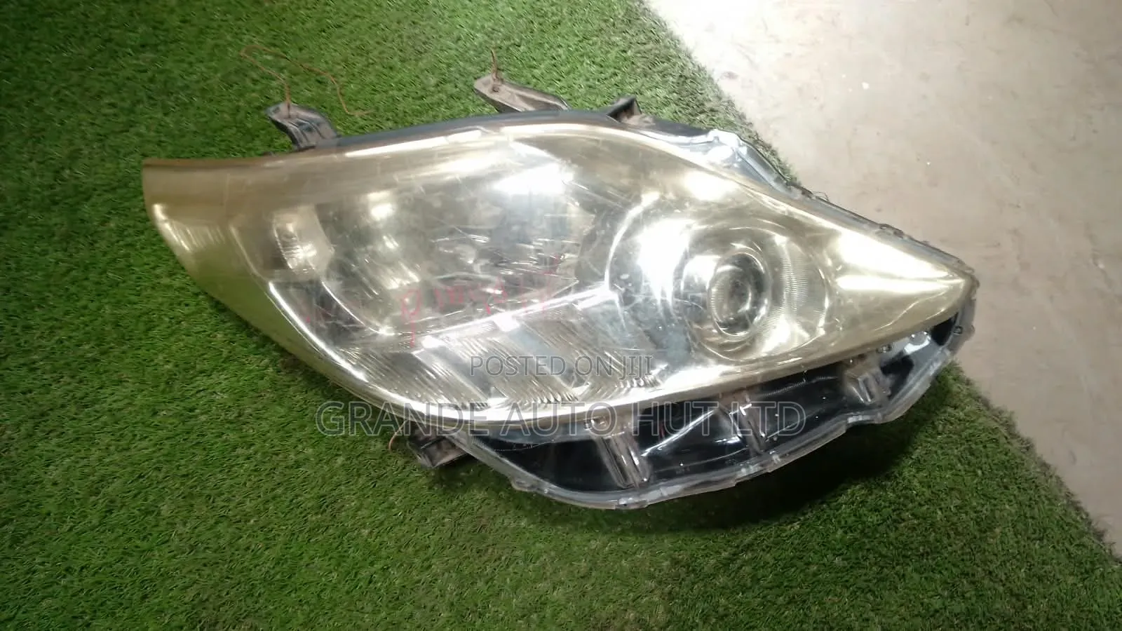 Toyota Alphard Headlights