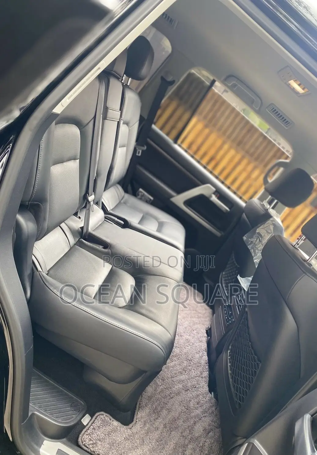 Toyota Land Cruiser 4.6 V8 ZX 2018 Black