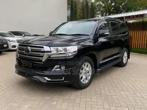 Toyota Land Cruiser 4.6 V8 ZX 2018 Black