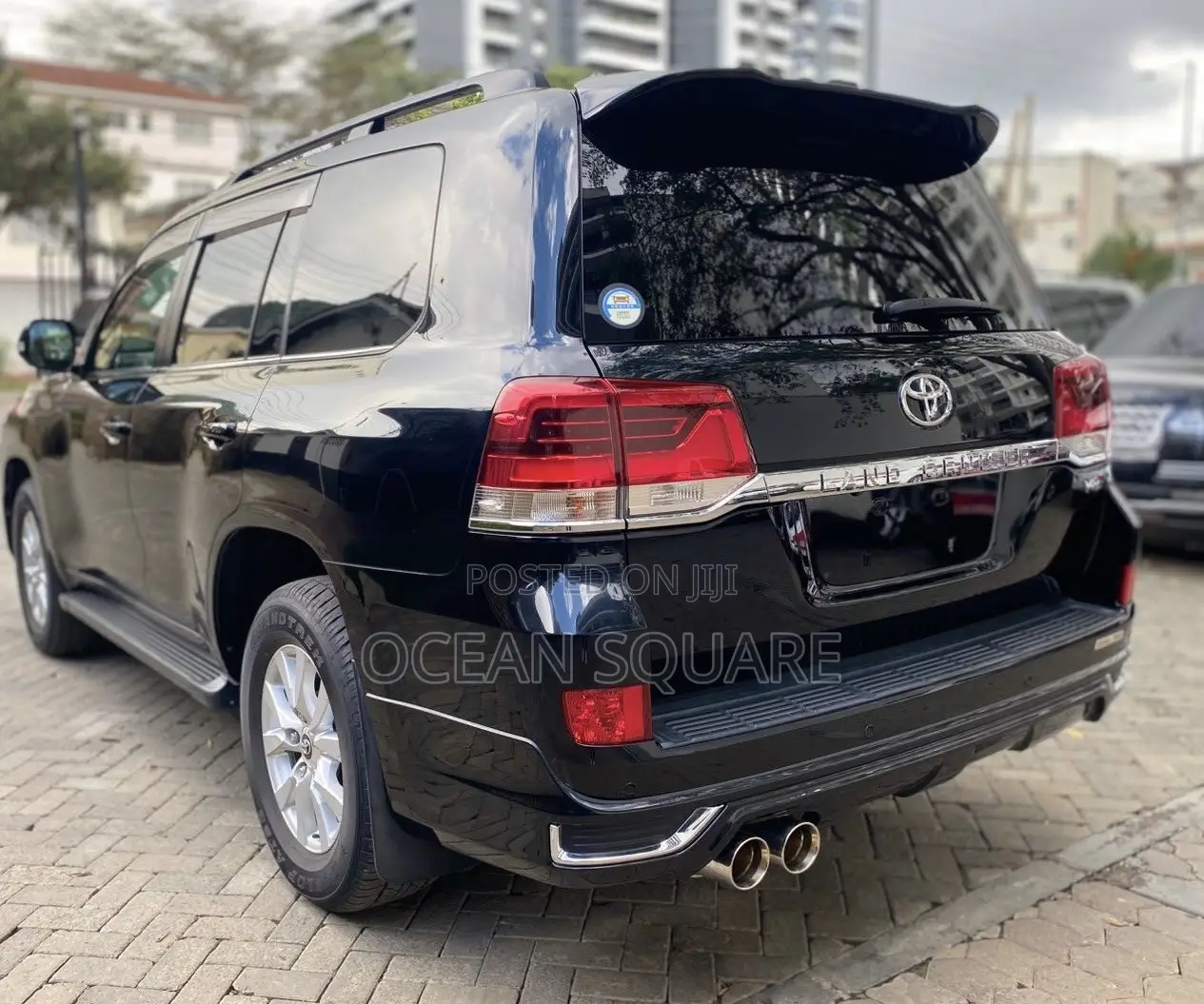 Toyota Land Cruiser 4.6 V8 ZX 2018 Black