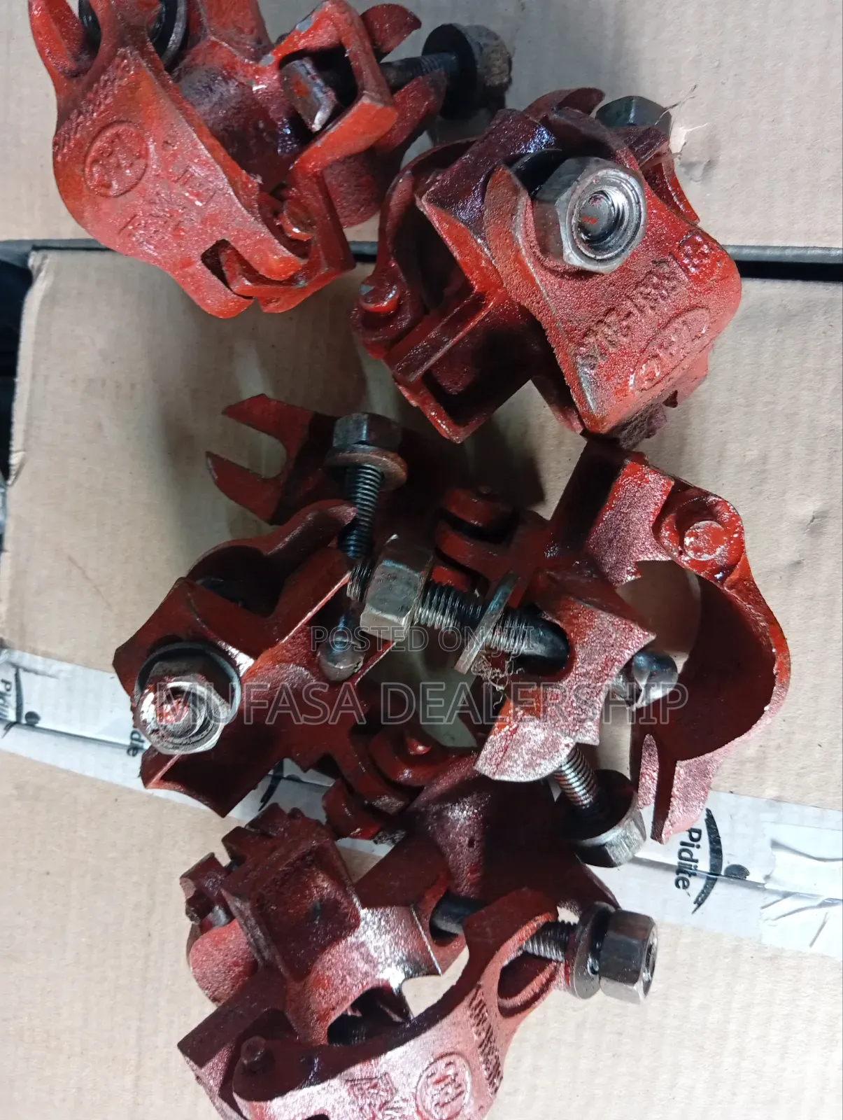 Brand New Red Scaffold Clampings